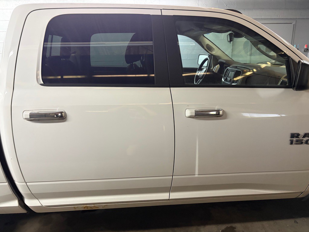 2015 RAM 1500 Image 11