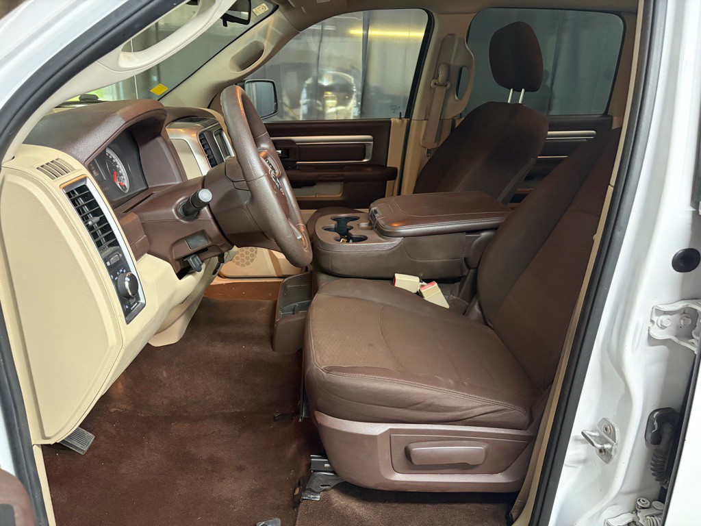 2015 RAM 1500 Image 16