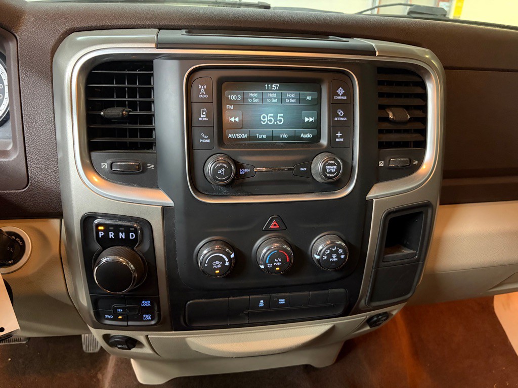 2015 RAM 1500 Image 22