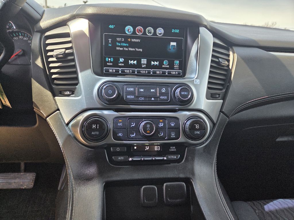 2016 Chevrolet Suburban Image 16