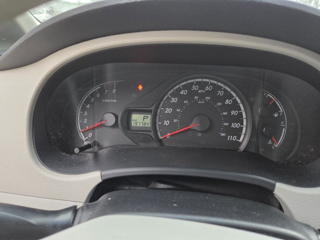 2014 Toyota Sienna Image 12