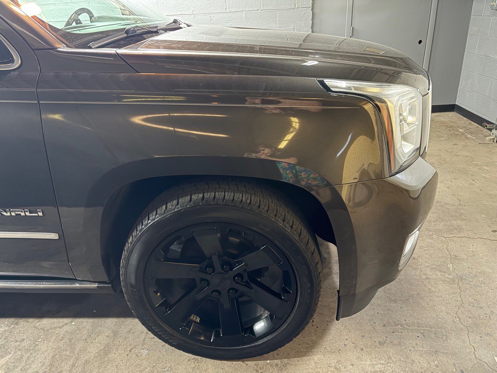 2020 GMC Yukon Image 12