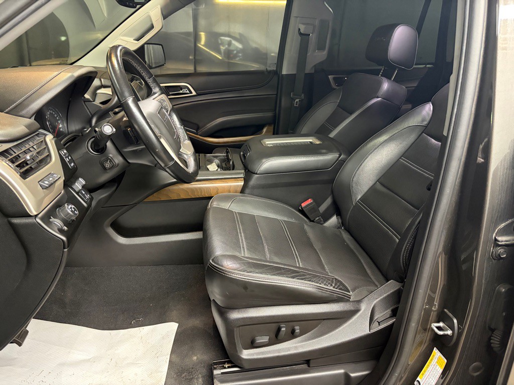 2020 GMC Yukon Image 18