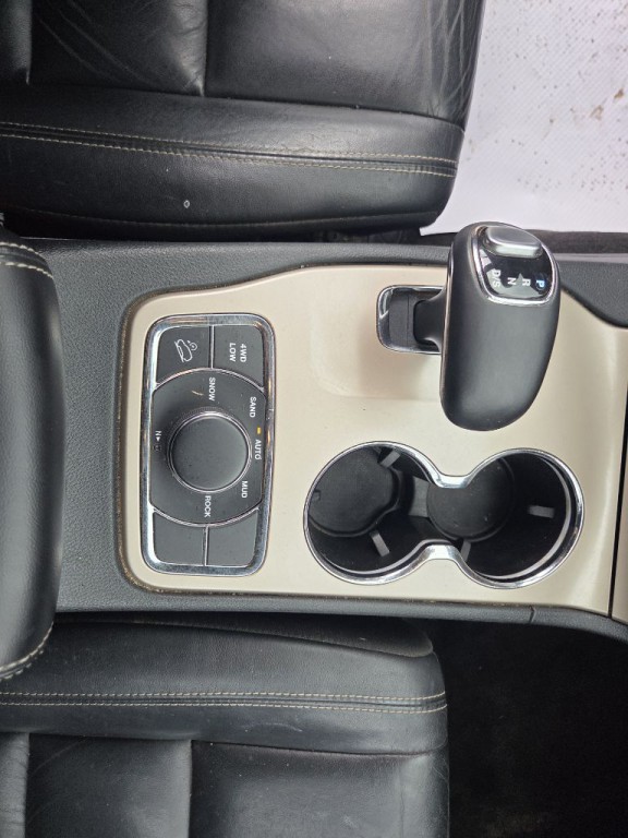 2015 Jeep Grand Cherokee Image 13