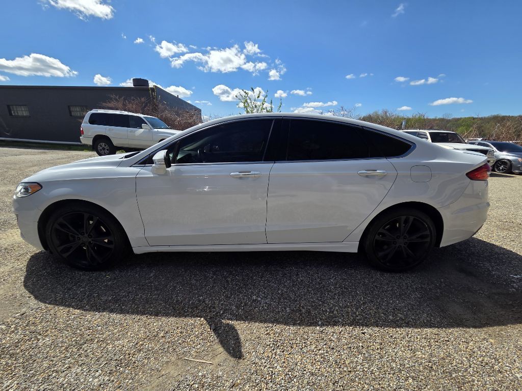 2020 Ford Fusion Image 8