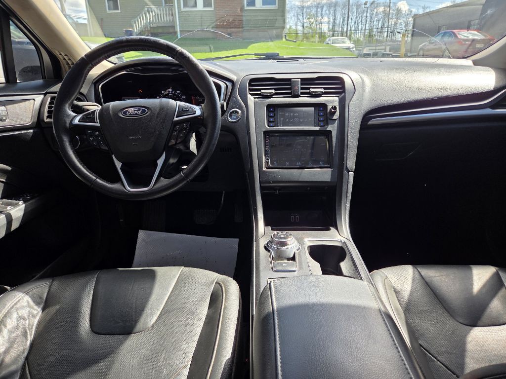 2020 Ford Fusion Image 10