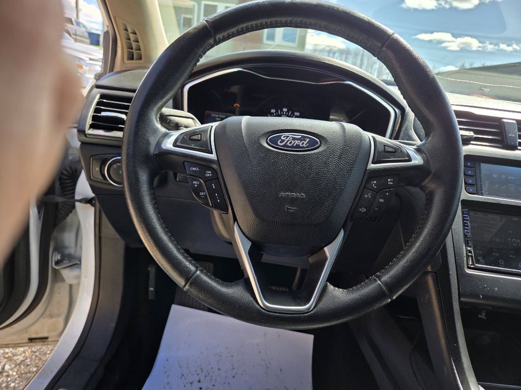 2020 Ford Fusion Image 13