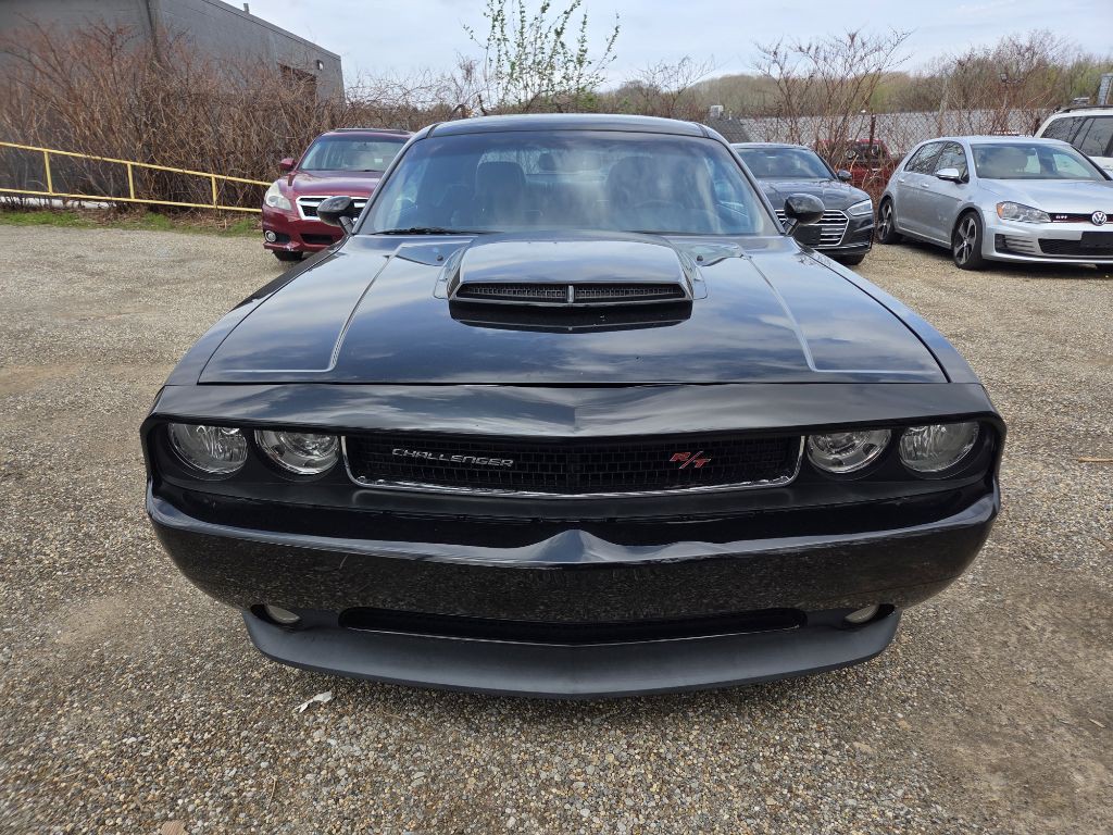 2012 Dodge Challenger Image 2