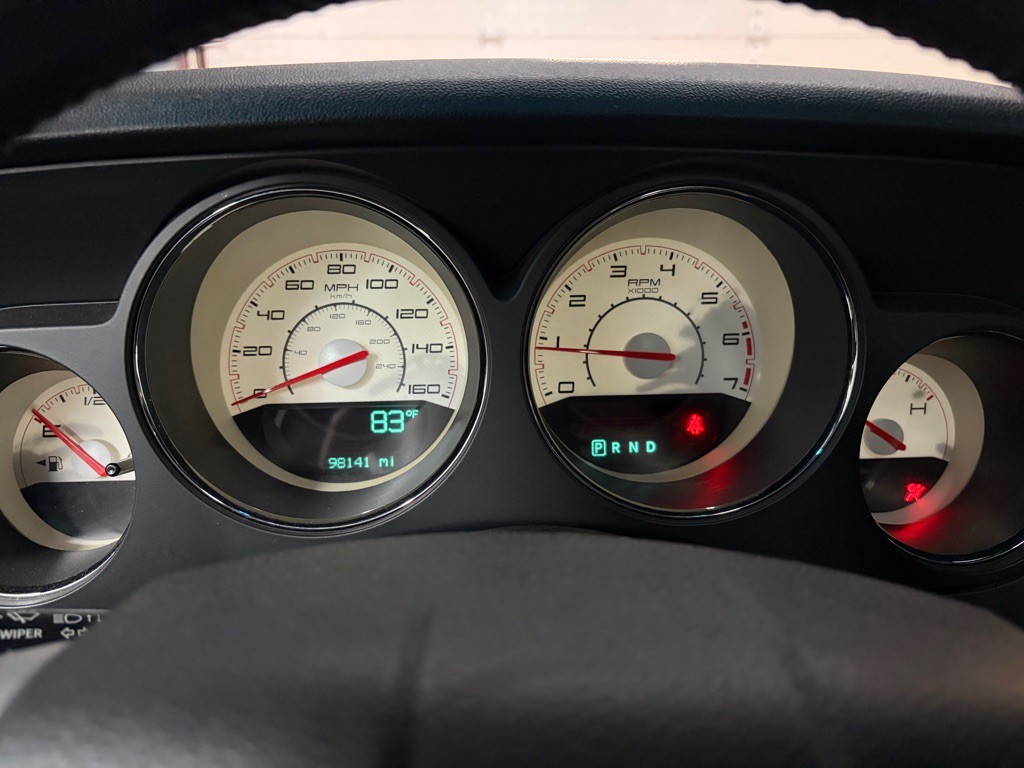 2012 Dodge Challenger Image 21
