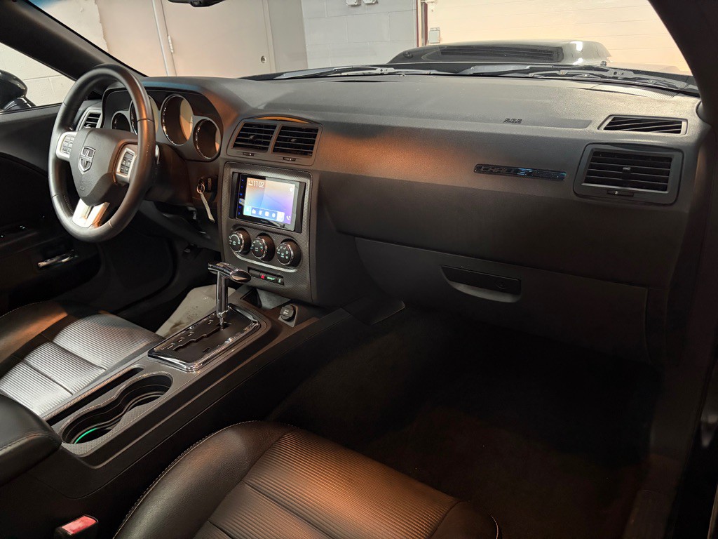 2012 Dodge Challenger Image 28
