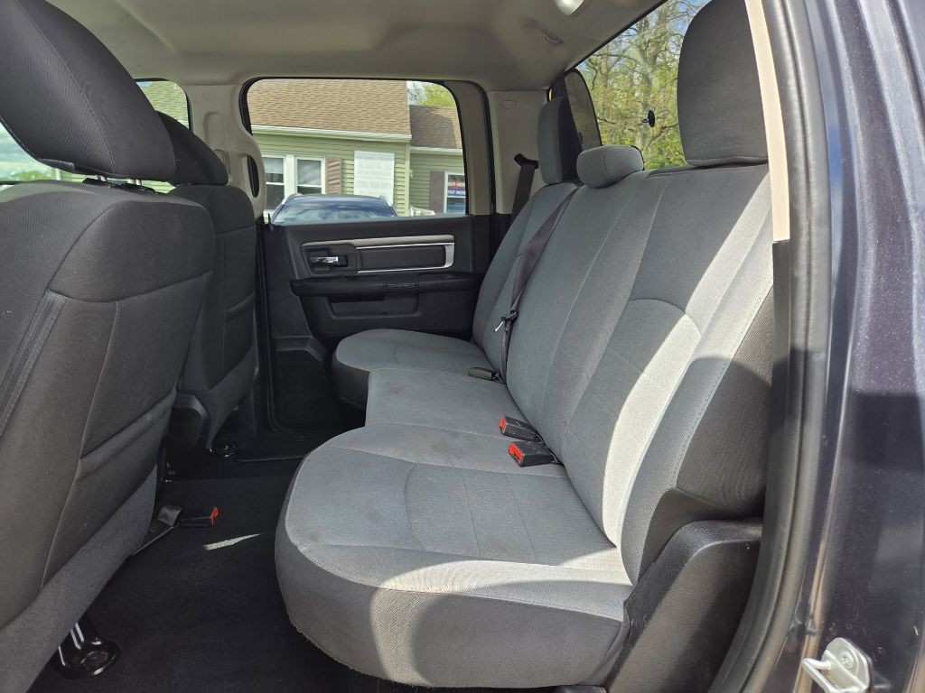 2021 RAM 1500 Image 7