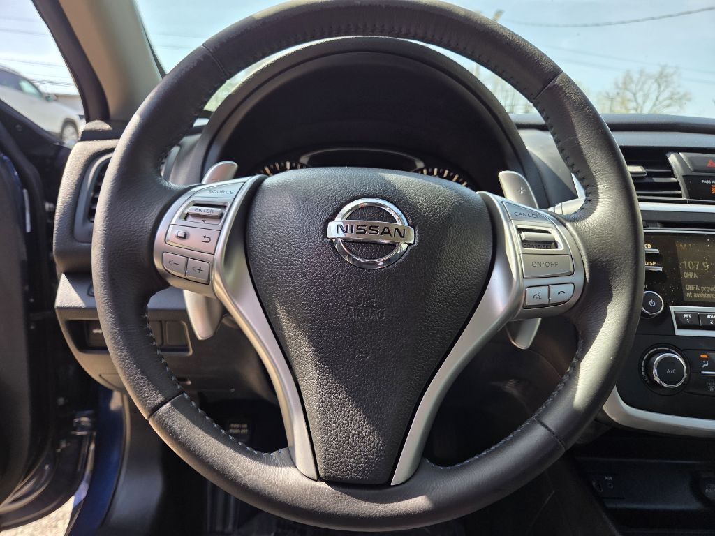 2017 Nissan Altima Image 13