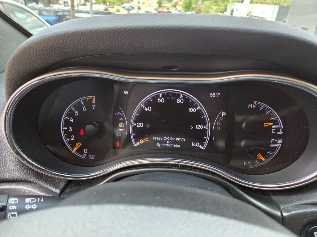 2016 Jeep Grand Cherokee Image 14