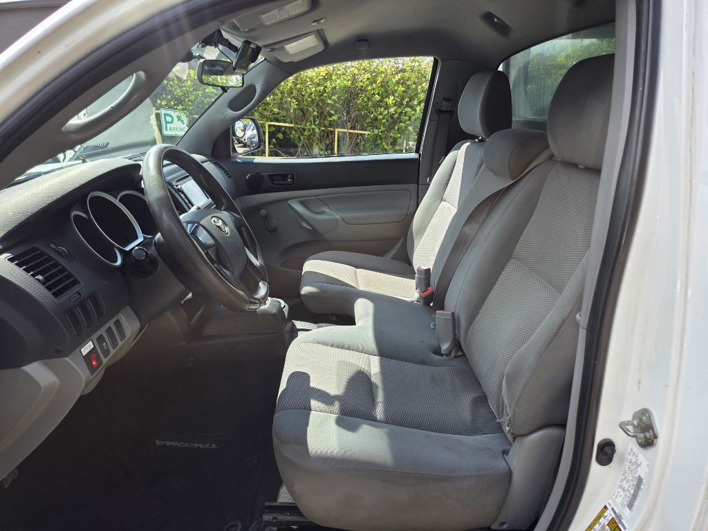 2014 Toyota Tacoma Image 10
