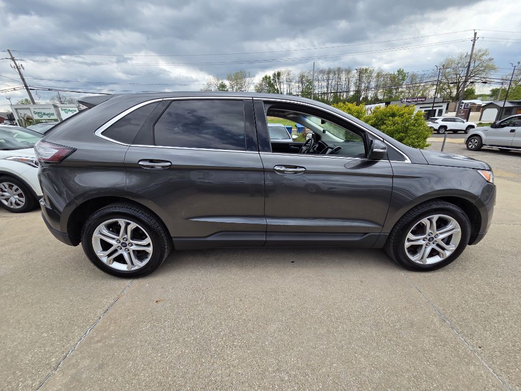 2017 Ford Edge Image 4