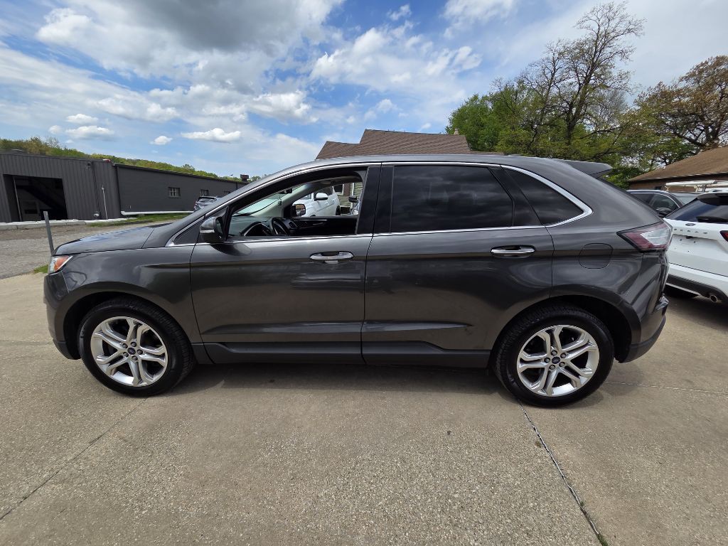 2017 Ford Edge Image 8