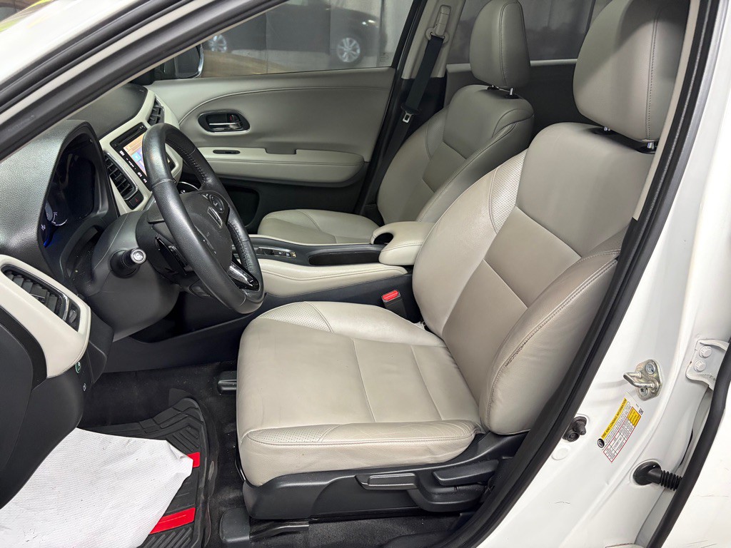 2017 Honda HR-V Image 17