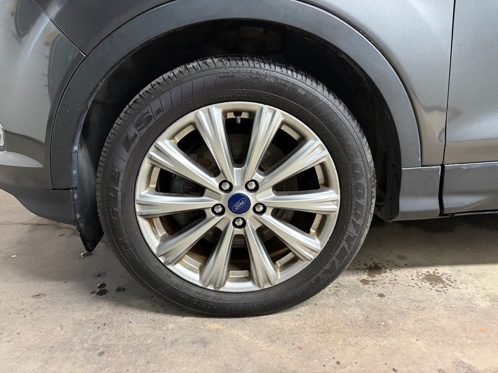 2017 Ford Escape Image 3