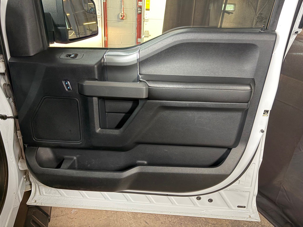 2017 Ford F-150 Image 28