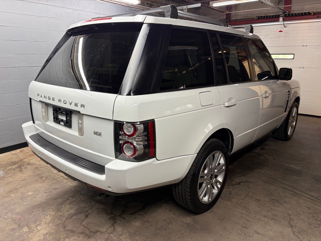 2012 Land Rover Range Rover Image 8