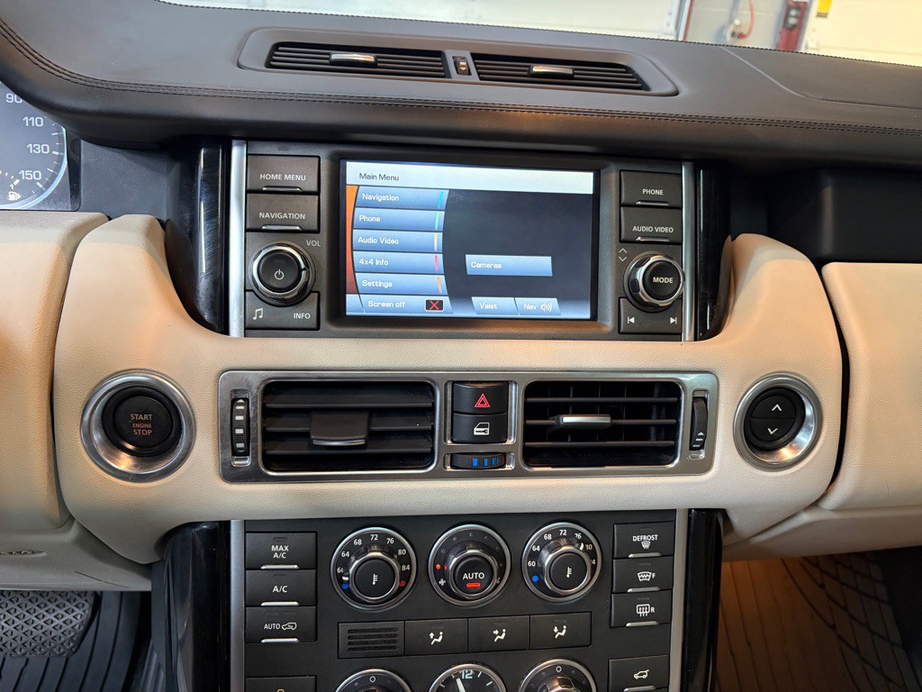 2012 Land Rover Range Rover Image 23