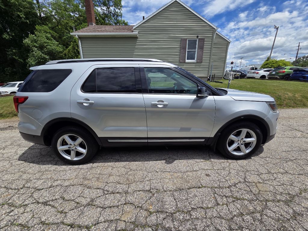 2016 Ford Explorer Image 16