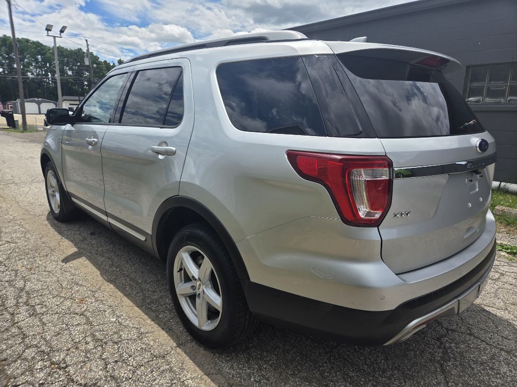 2016 Ford Explorer Image 18