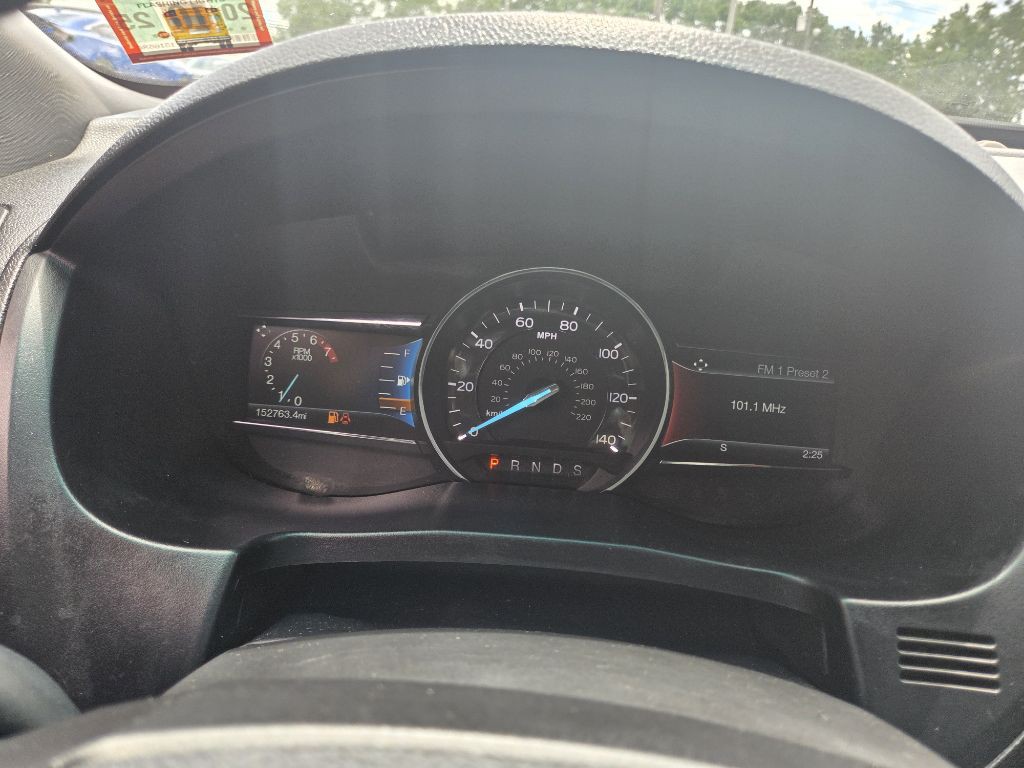 2016 Ford Explorer Image 24