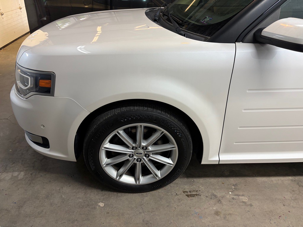 2018 Ford Flex Image 2