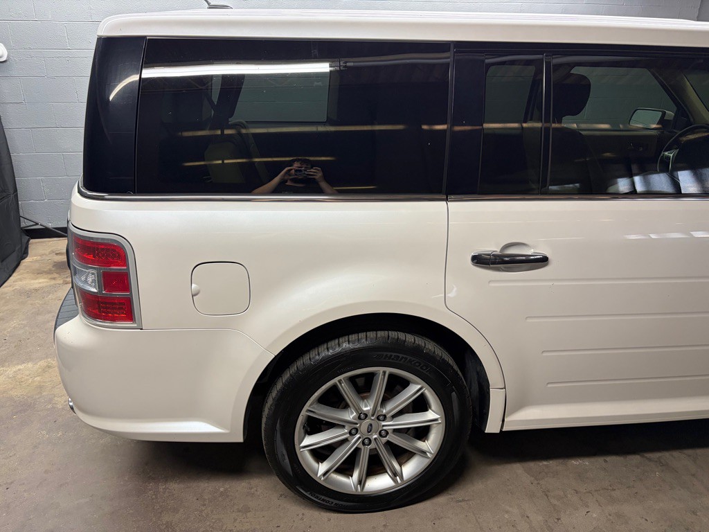 2018 Ford Flex Image 9