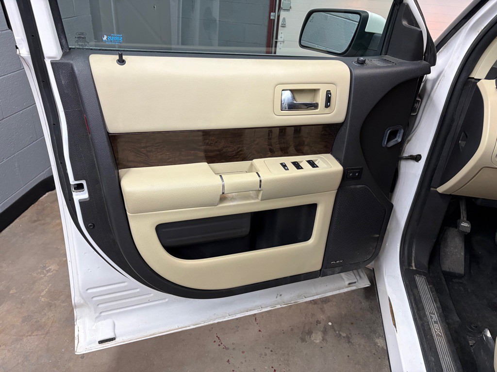2018 Ford Flex Image 15