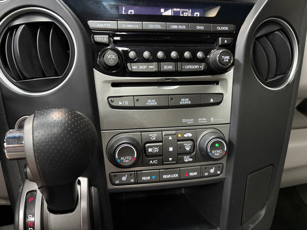 2015 Honda Pilot Image 23
