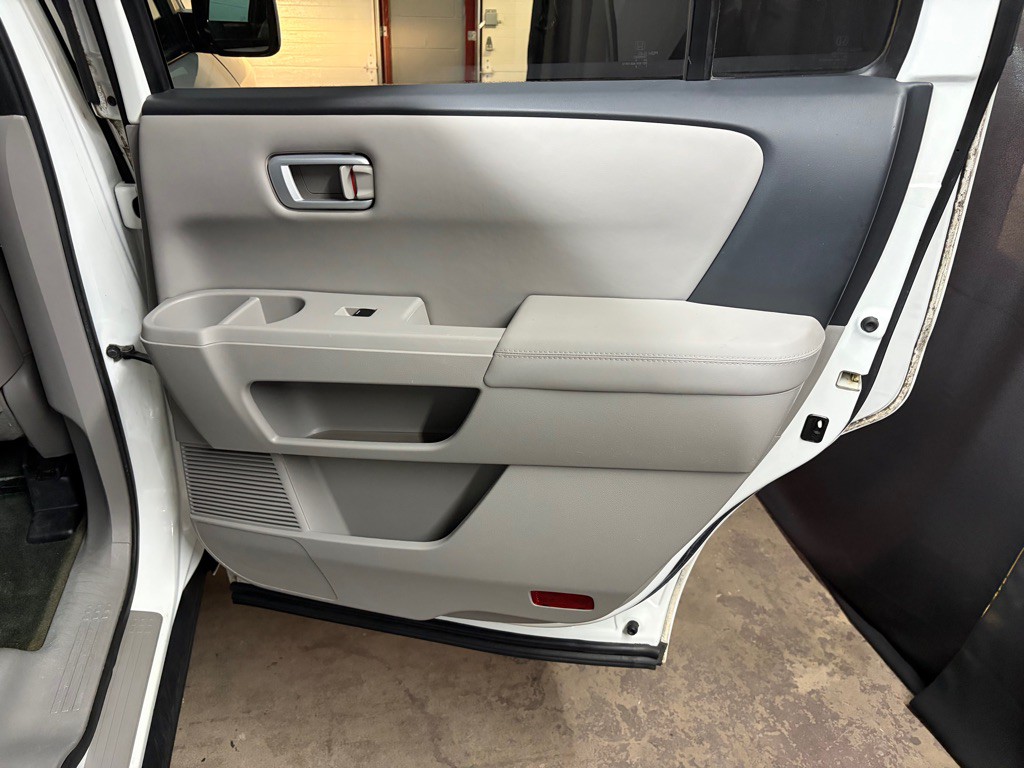 2015 Honda Pilot Image 26