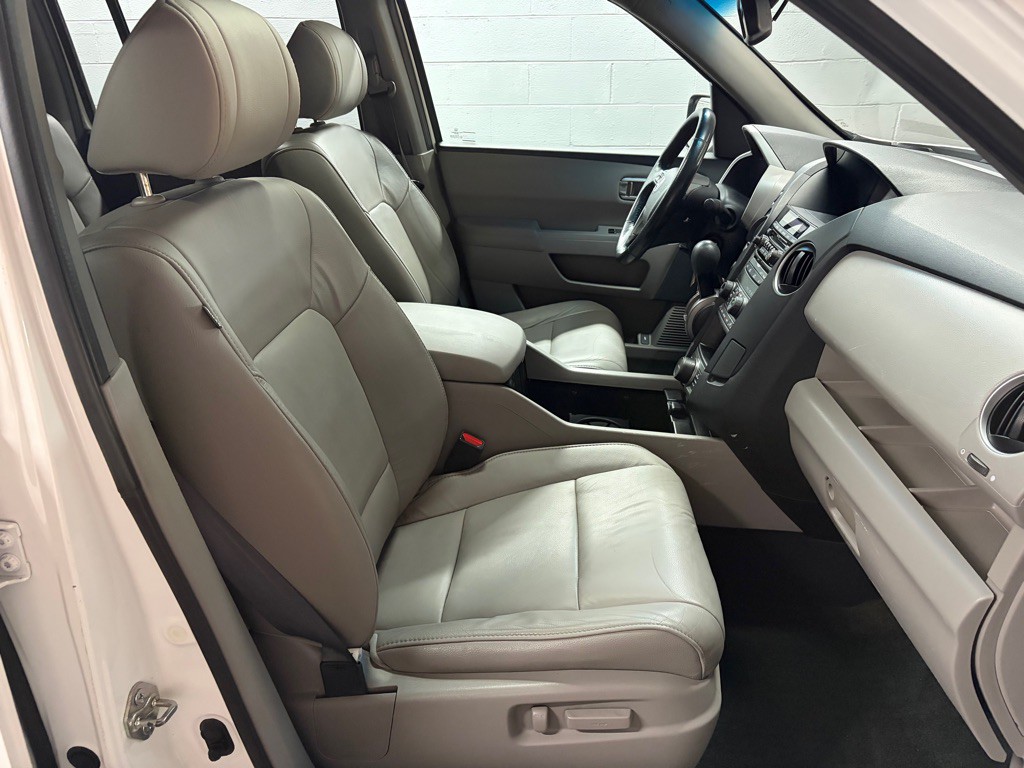 2015 Honda Pilot Image 30