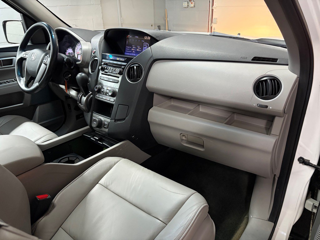 2015 Honda Pilot Image 31
