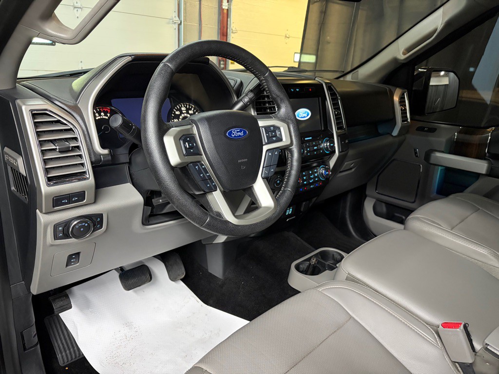2016 Ford F-150 Image 17