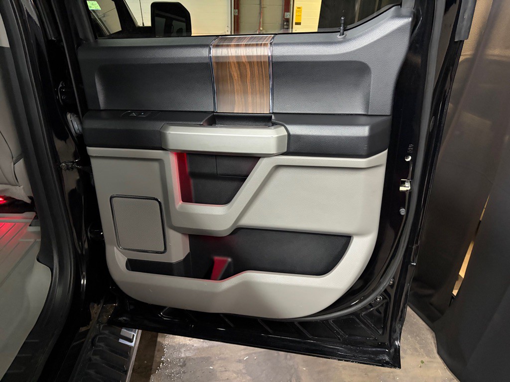 2016 Ford F-150 Image 29