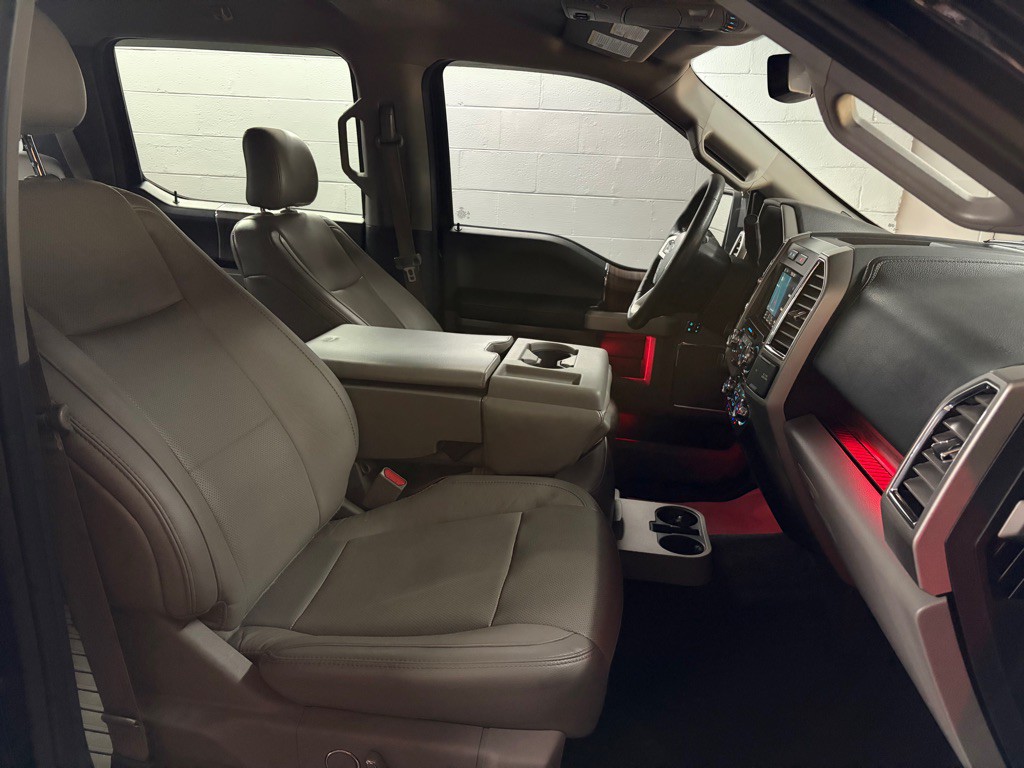 2016 Ford F-150 Image 32