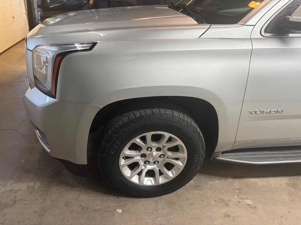 2016 GMC Yukon Image 3
