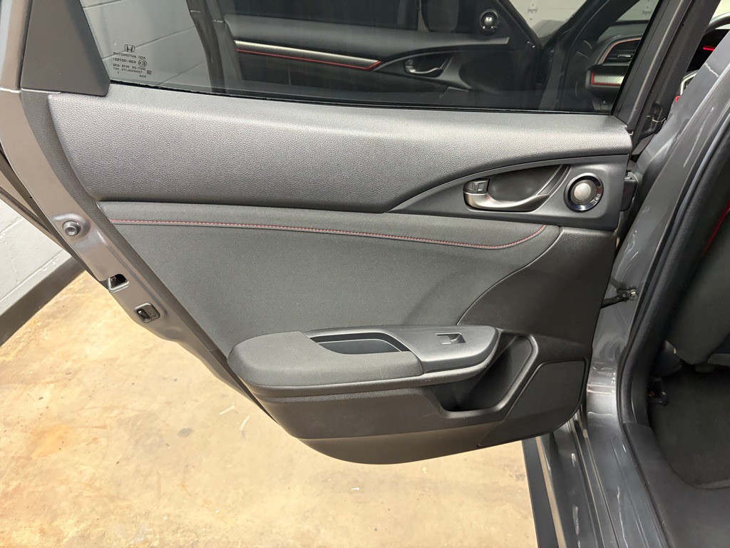 2017 Honda Civic Image 19