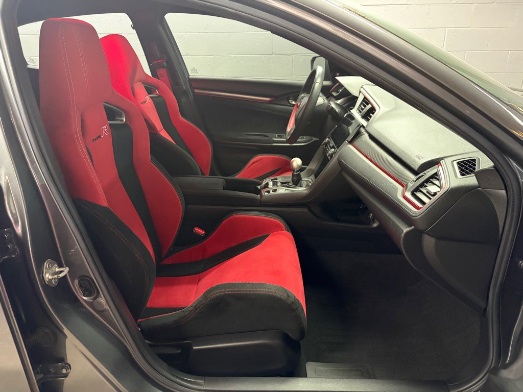 2017 Honda Civic Image 29