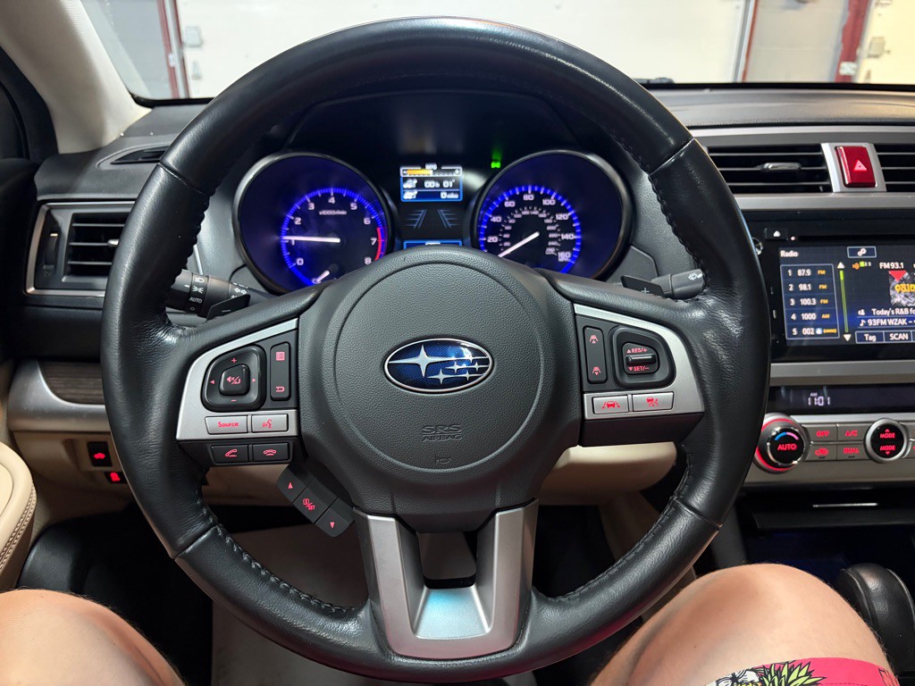 2016 Subaru Legacy Image 21