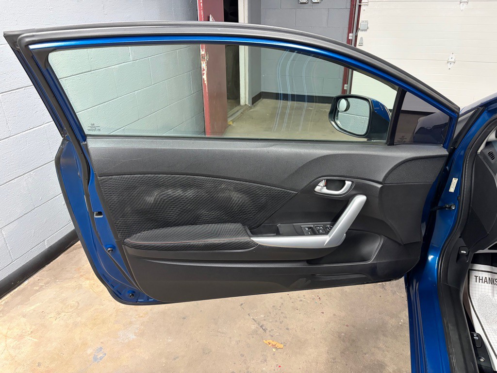 2012 Honda Civic Image 12