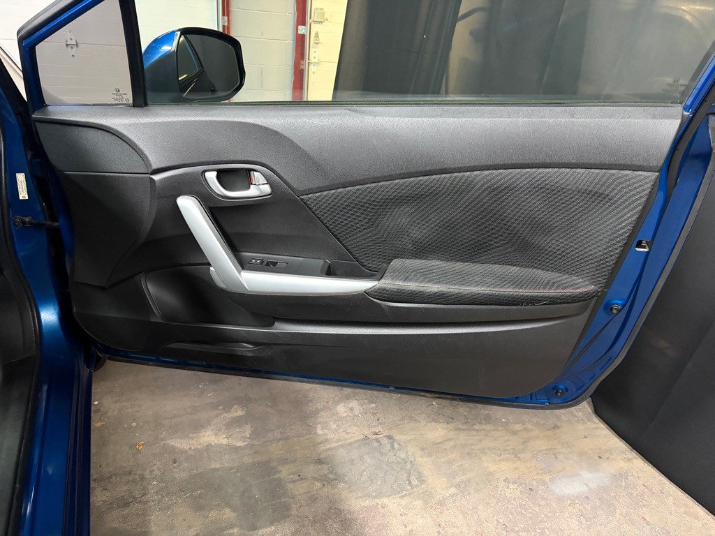 2012 Honda Civic Image 21