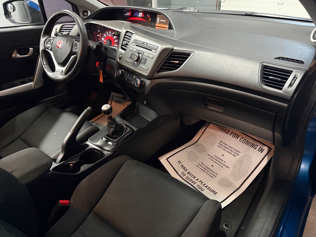 2012 Honda Civic Image 23