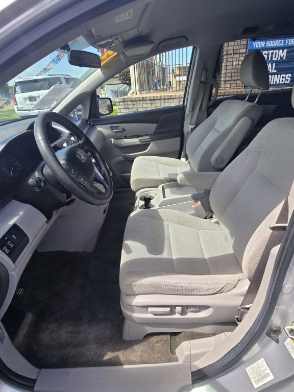 2013 Honda Odyssey Image 3