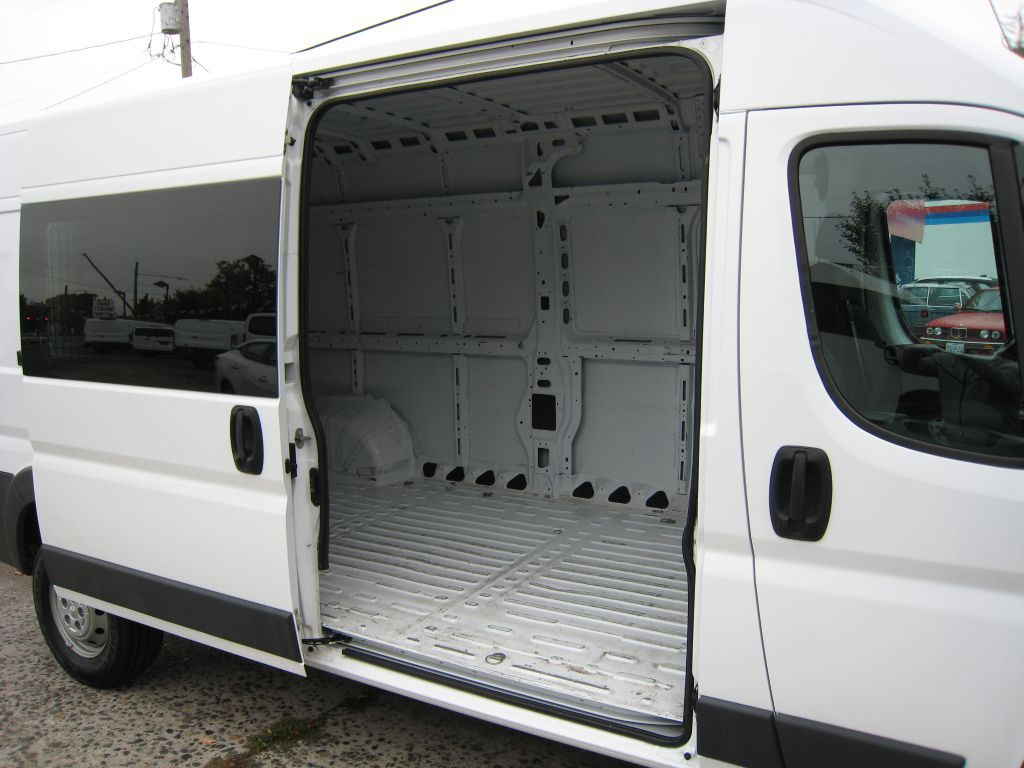 2018 RAM Promaster Image 17