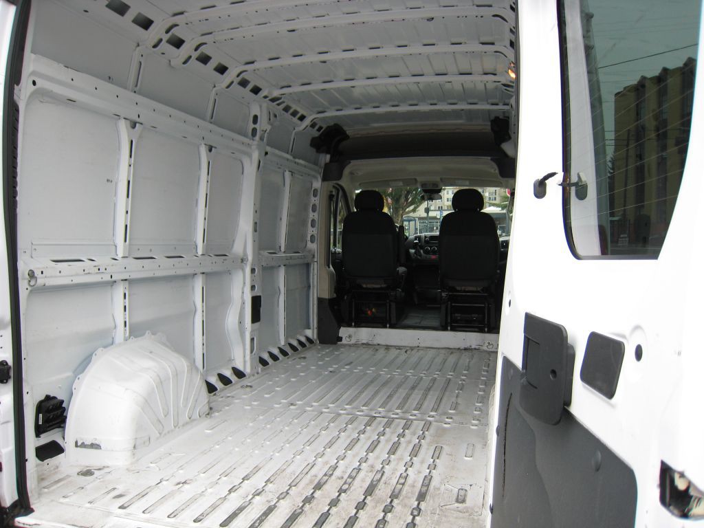 2018 RAM Promaster Image 20