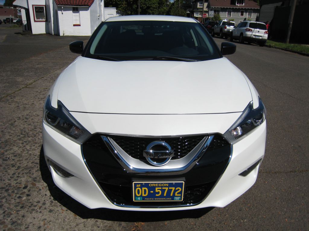 2017 Nissan Maxima Image 7