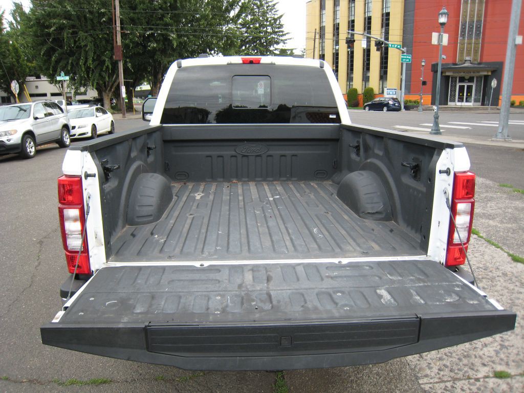 2021 Ford F-250 Image 9
